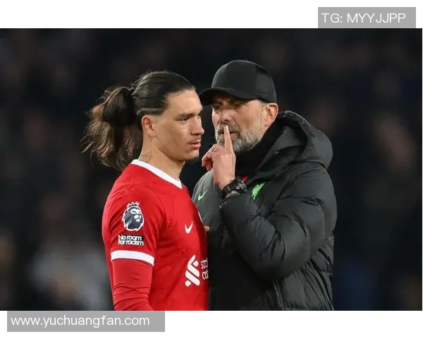 英国足球明星球员名单及其辉煌成就回顾与分析