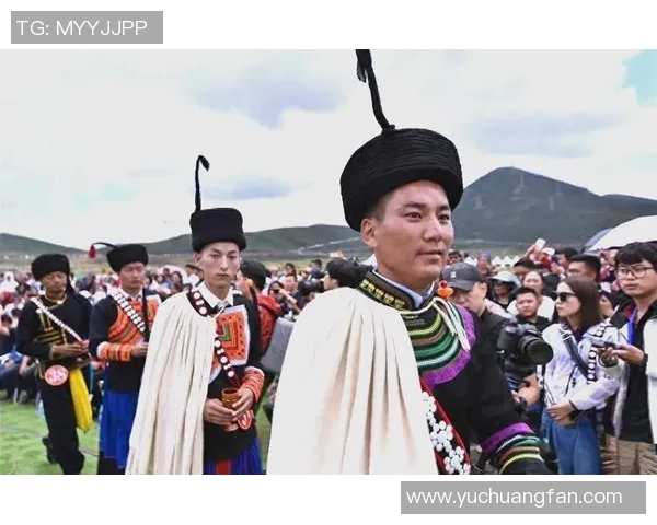 藏族女性足球明星的魅力与成就展现了民族文化的独特风采